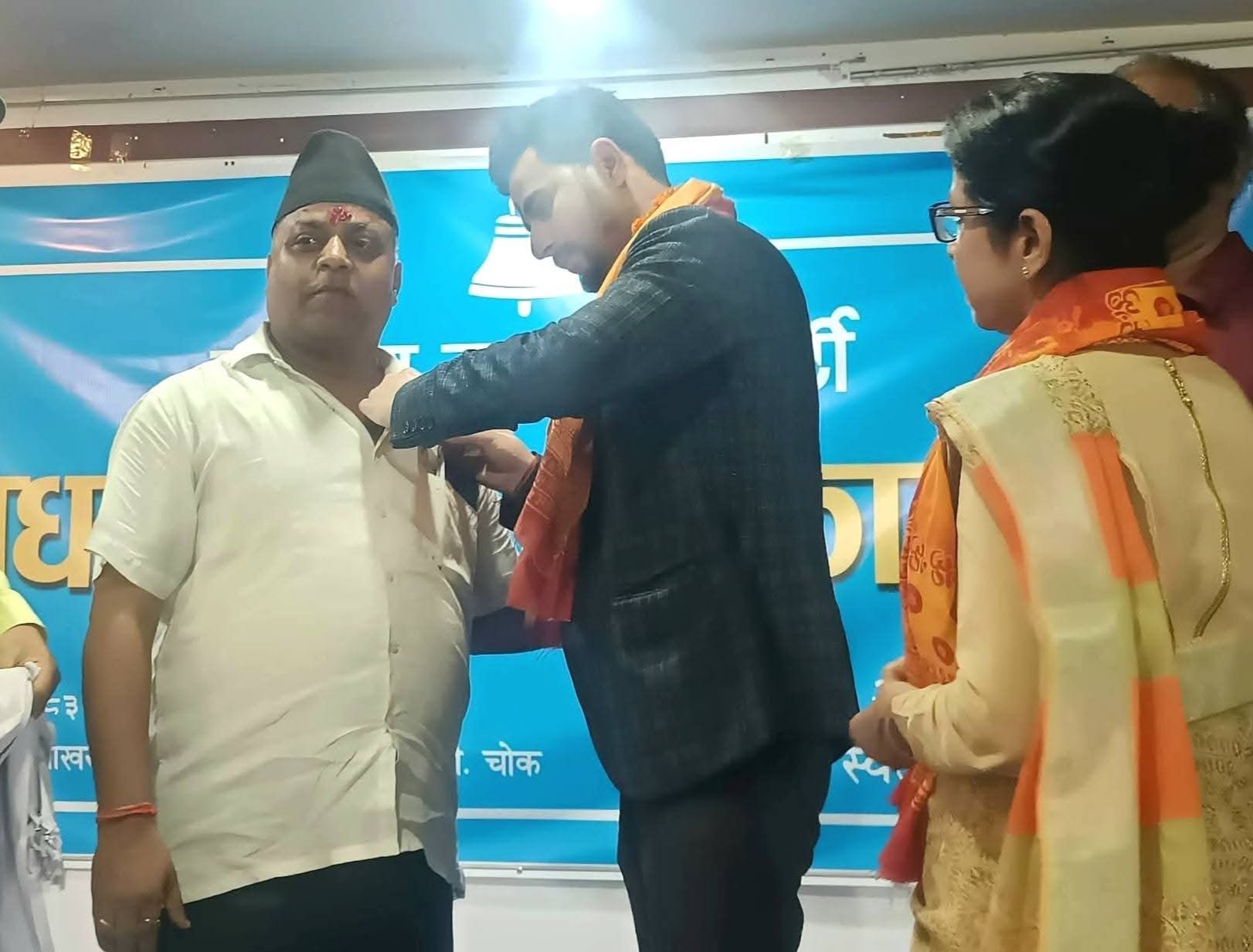 नन्दलालकाे नयाँ  पहिचान  “दल बदलुलाल”